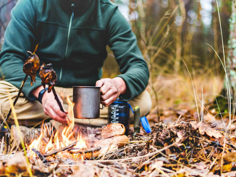 10 Camping Hacks to MacGyver Your Way Through Nature