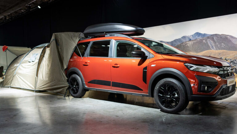 Dacia adds camping package to Jogger range